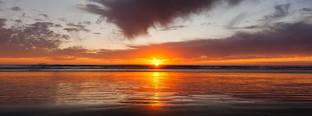 Colorful sunset at Silver Strand State Beach in Coronado, California 