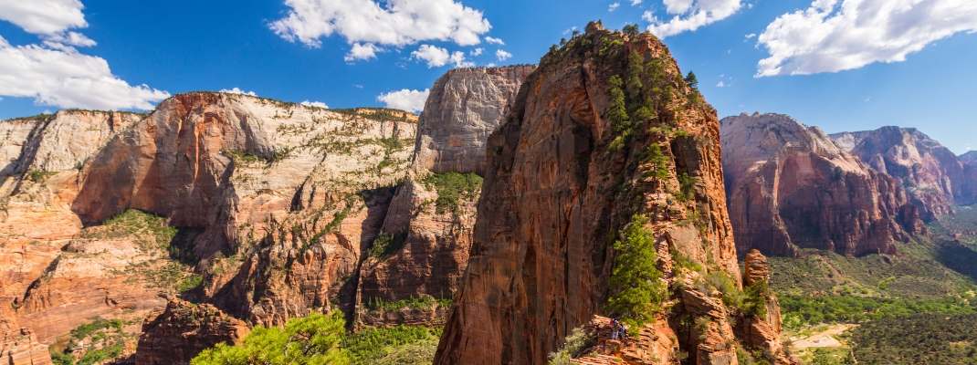 Angel's Landing scenery in Zion