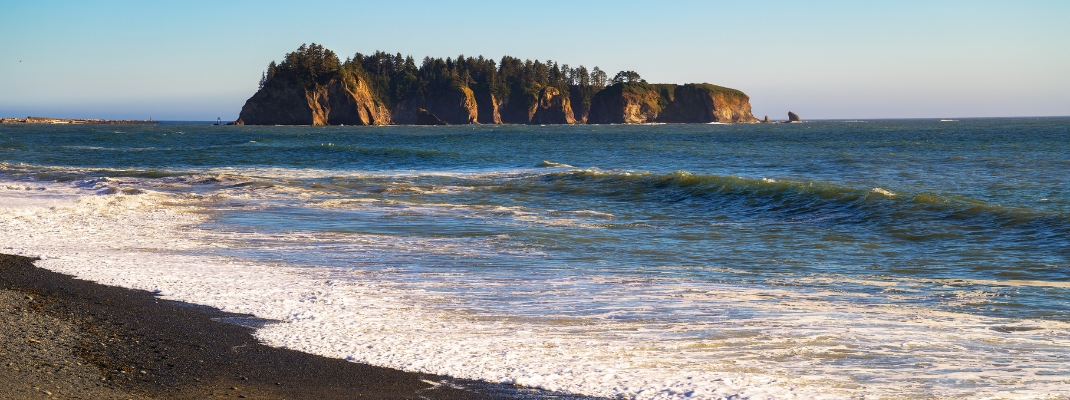 Rialto Beach with sea stacks in Washington