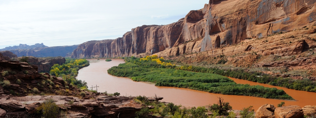 Moab Rim Jeep Trail above Colorado River