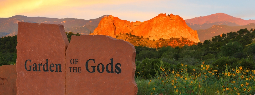 Beautiful sunrise over Garden of the Gods