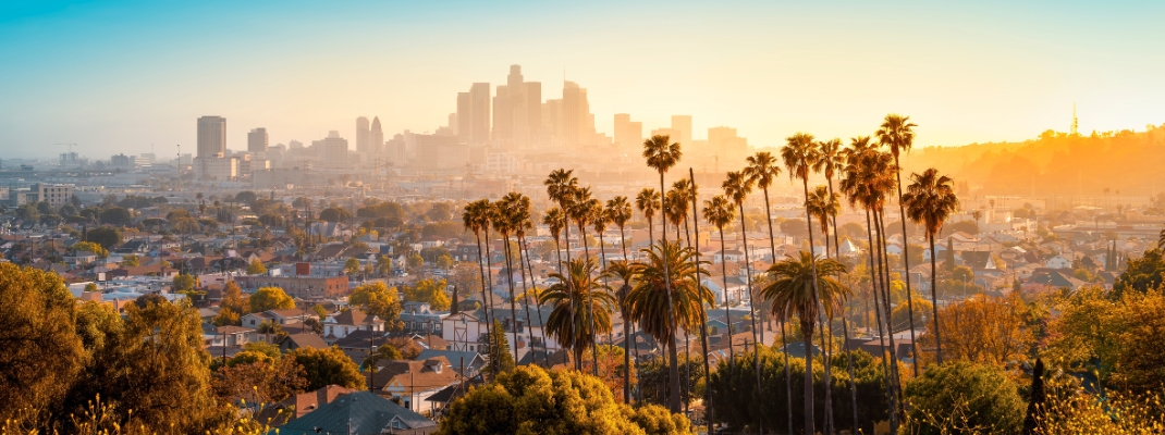 the skyline of los angeles during sunset
