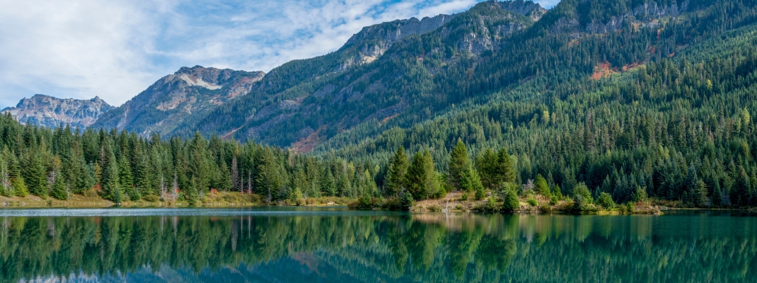 Gold Creek Pond Cle Elum Washington 
